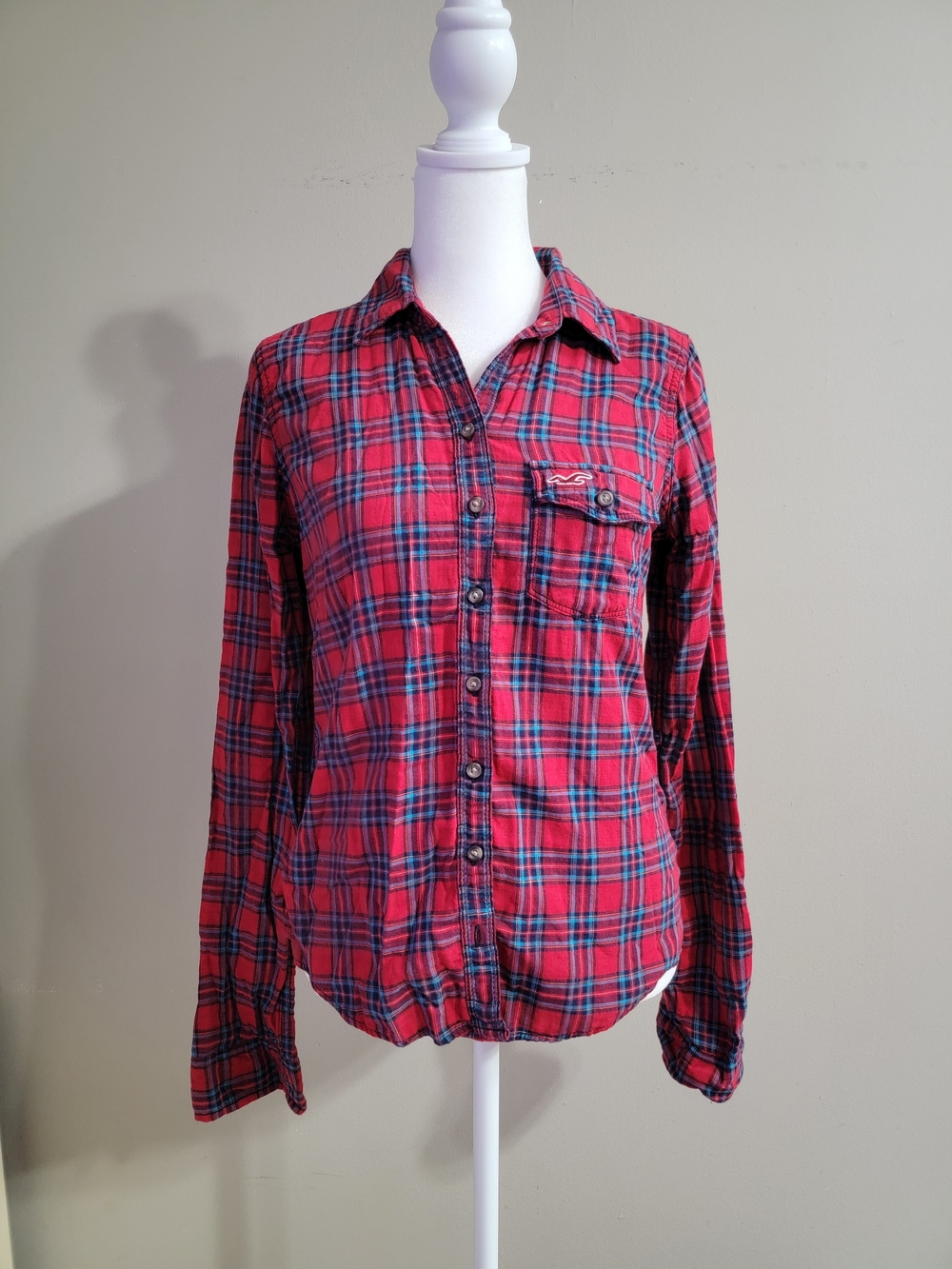 Hollister Red Plaid Button-Down Shirt with Blue Trim Size S